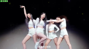 妍妍小姐姐姐妹跳舞,燃情演绎青春活力